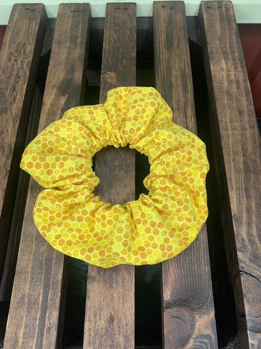 Honeycomb Scrunchie