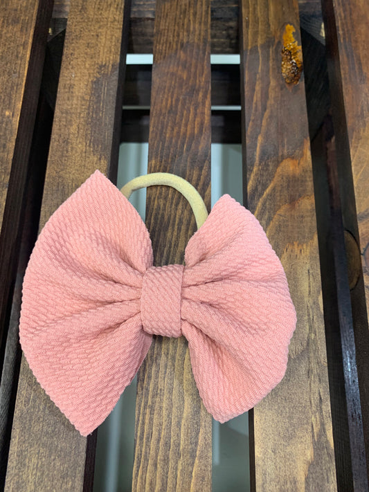 Mauve bow